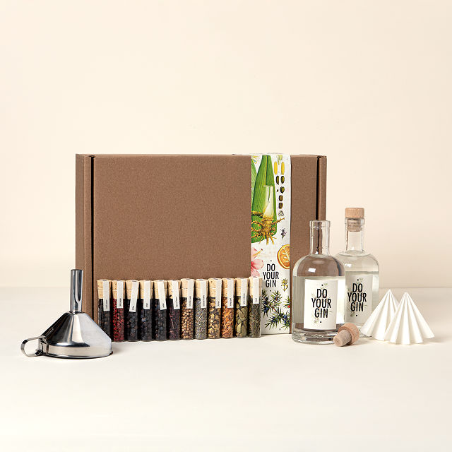 gin making kit from uncommon goods